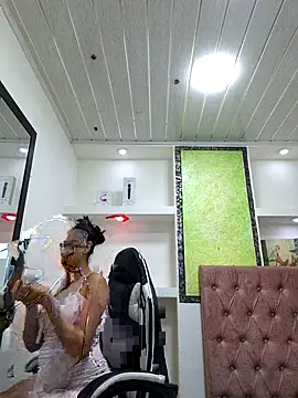 susan mooree online show from 16, 10, 2025