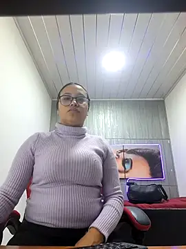 Snapshot of susan_mooree chatting on 13, 1, 2026 susan mooree online show from 13, 1, 2026