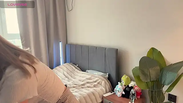 minicleo online show from 28, 9, 2025