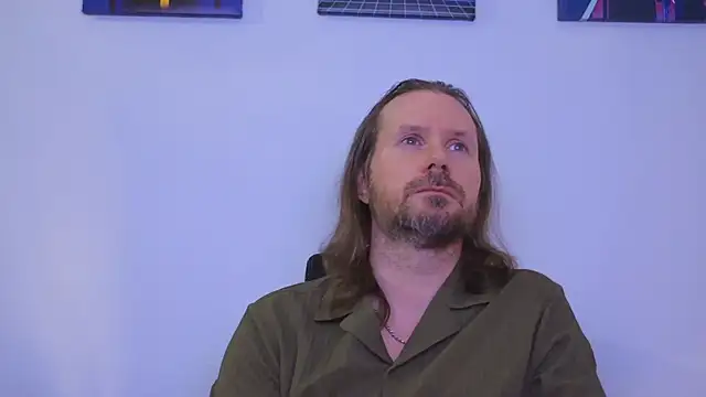 Snapshot of AlbinoAdonis chatting on 28, 4, 2026 AlbinoAdonis online show from 28, 4, 2026