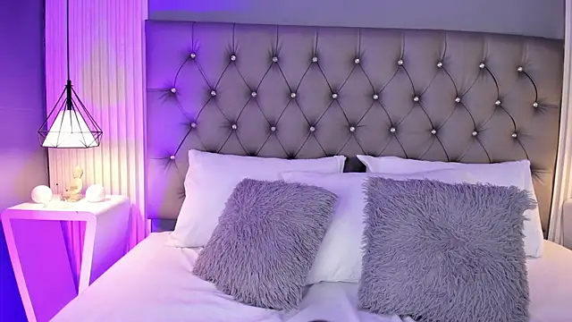 LunaBloomn online show from 20, 3, 2026