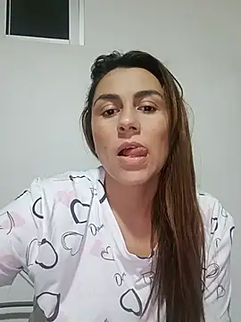 Snapshot of vanessa-titisM chatting on 5, 7, 2026 vanessa-titisM online show from 5, 7, 2026