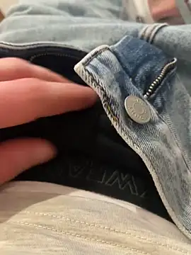 Milike 93 online show from 22, 2, 2026