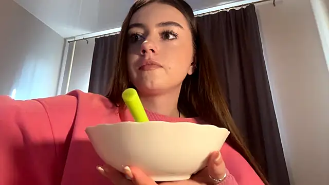 Snapshot of CatherinDream chatting on 20, 9, 2025 CatherinDream online show from 20, 9, 2025