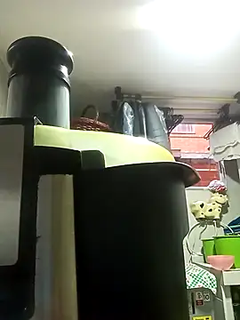 Snapshot of sara_peters_ chatting on 24, 9, 2025 sara peters  online show from 24, 9, 2025