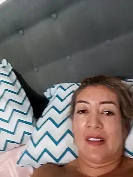 Snapshot of sara_peters_ chatting on 7, 10, 2025 sara peters  online show from 7, 10, 2025