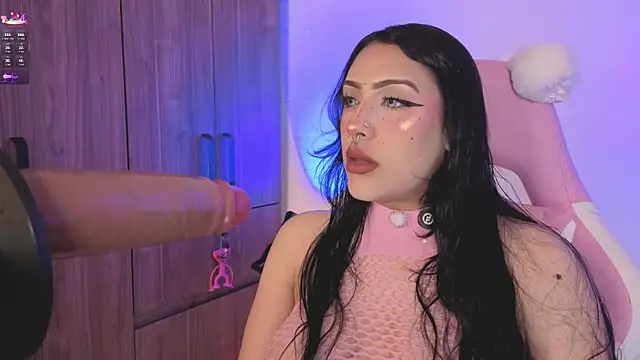 ashlynnlowe  online show from 1, 7, 2026