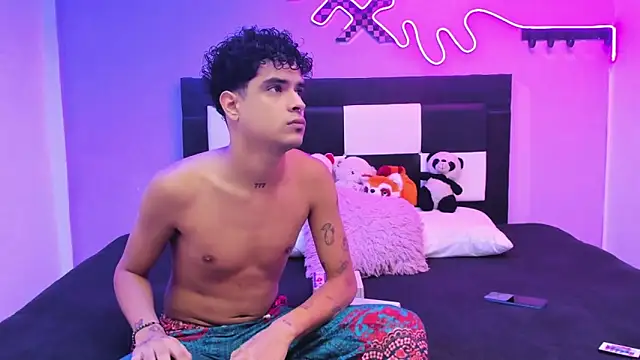 Lucky boys  X online show from 28, 5, 2026