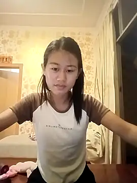 Snapshot of luy-xinh02 chatting on 18, 9, 2025 luy-xinh02 online show from 18, 9, 2025