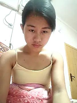 Snapshot of luy-xinh02 chatting on 9, 11, 2025 luy-xinh02 online show from 9, 11, 2025