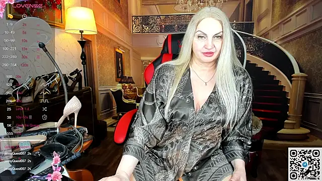 Snapshot of Nina_Devillle chatting on 18, 5, 2026 Nina Devillle online show from 18, 5, 2026