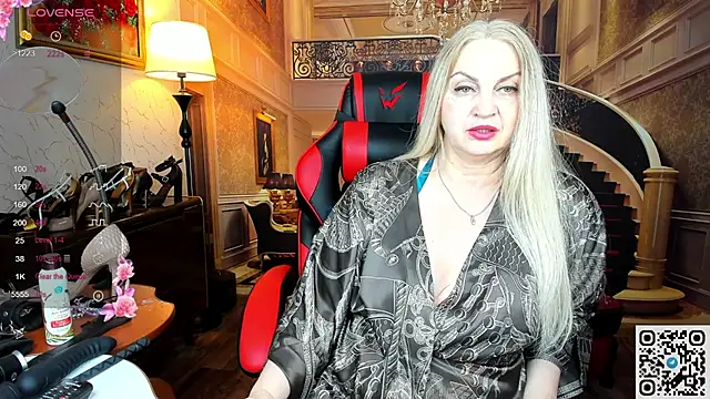 Snapshot of Nina_Devillle chatting on 21, 5, 2026 Nina Devillle online show from 21, 5, 2026