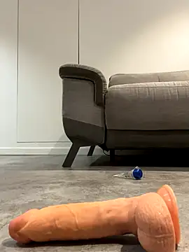 Snapshot of antoiine1089 chatting on 12, 9, 2025 antoiine1089 online show from 12, 9, 2025