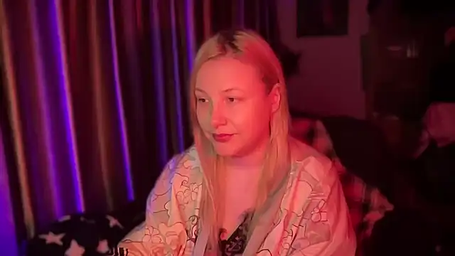 BikiHellena online show from 1, 11, 2025