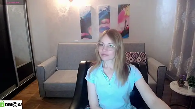 shy hot cat online show from 24, 10, 2025