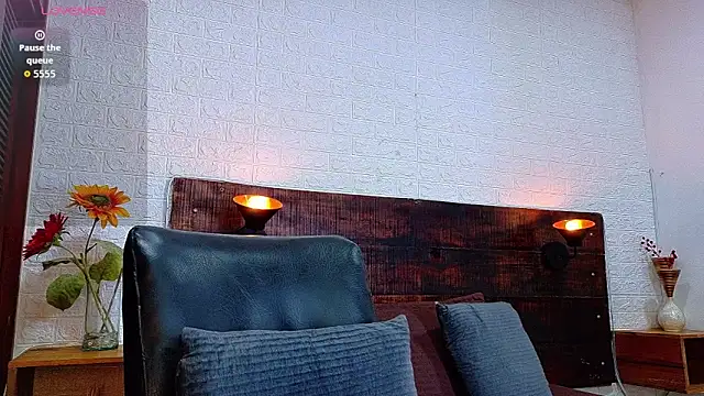 Snapshot of JhosuaVega chatting on 9, 11, 2025 JhosuaVega online show from 9, 11, 2025