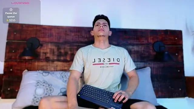 JhosuaVega online show from 5, 2, 2026