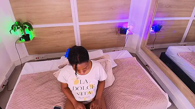 ValeryCortezm online show from 15, 1, 2026