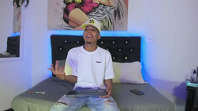 xxKamadevaxx online show from 6, 11, 2025