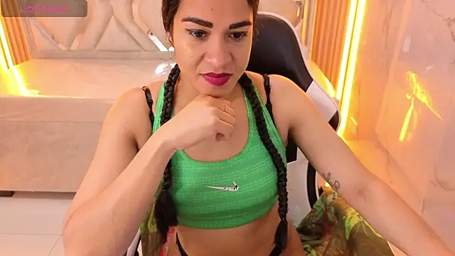 Maia Tx online show from 4, 12, 2025