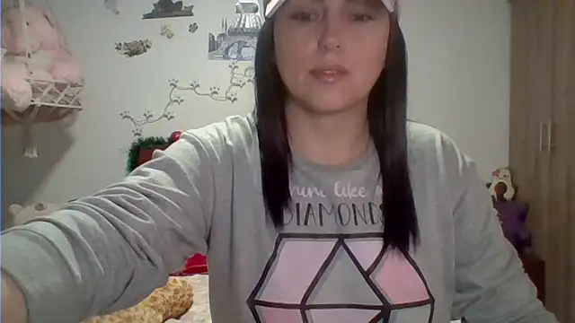 Snapshot of Venusina_07 chatting on 19, 12, 2025 Venusina 07 online show from 19, 12, 2025