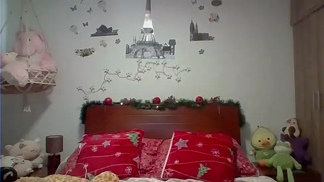 Snapshot of Venusina_07 chatting on 19, 12, 2025 Venusina 07 online show from 19, 12, 2025