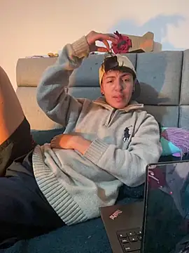 NaytonFreeman online show from 18, 12, 2025