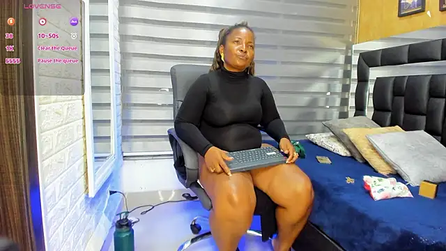 sheyla  ebony online show from 4, 2, 2026