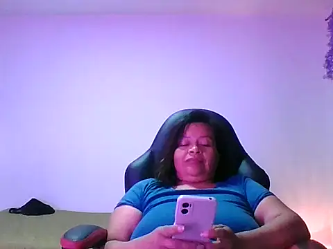 adri89-g online show from 30, 9, 2025