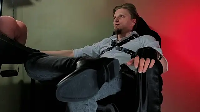 Vincent Hardman online show from 10, 3, 2026