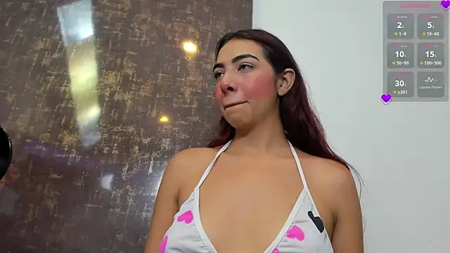 Snapshot of cherry_skinny_ chatting on 7, 1, 2026 cherry skinny online show from 7, 1, 2026