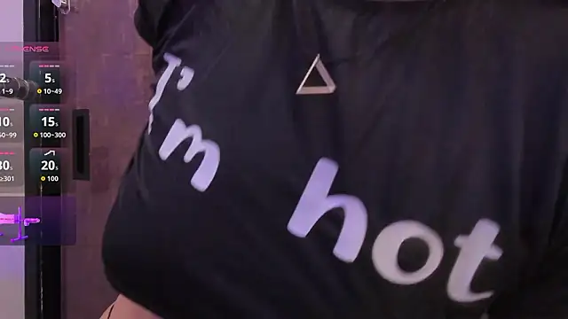 Snapshot of cherry_skinny_ chatting on 25, 3, 2026 cherry skinny online show from 25, 3, 2026