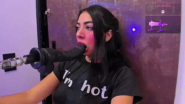 Snapshot of cherry_skinny_ chatting on 9, 4, 2026 cherry skinny online show from 9, 4, 2026