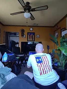 Snapshot of cloudyDadcocks chatting on 13, 7, 2026 cloudyDadcocks online show from 13, 7, 2026