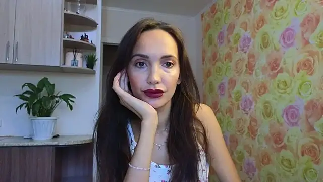 Lillian-Clark online show from 16, 10, 2025