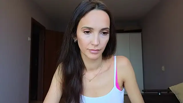 Lillian-Clark online show from 22, 10, 2025