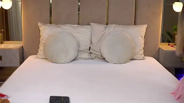 CamilaStarr online show from 2, 10, 2025