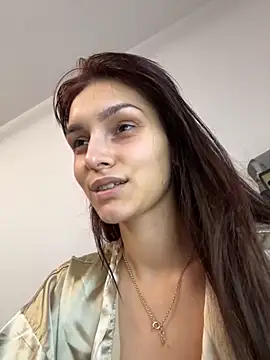 EllaBlowy online show from 6, 10, 2025