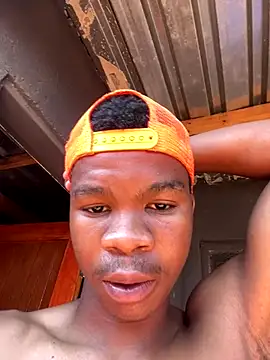 Snapshot of thatotheroneguy chatting on 13, 10, 2025 thatotheroneguy online show from 13, 10, 2025