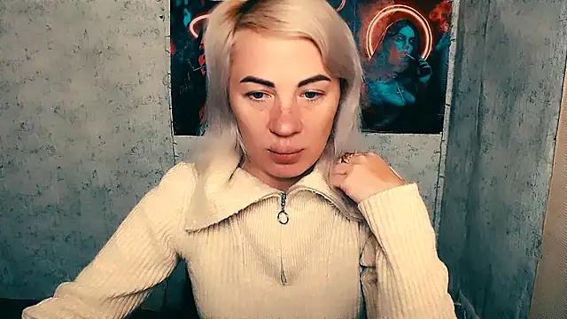 EmmaCat  online show from 22, 10, 2025