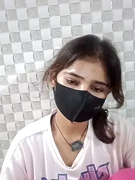 Snapshot of Arti_ chatting on 29, 9, 2025 Arti online show from 29, 9, 2025