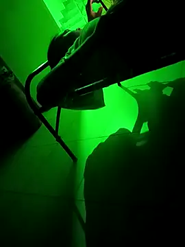 Snapshot of meenahotdarling chatting on 15, 9, 2025 meenahotdarling online show from 15, 9, 2025