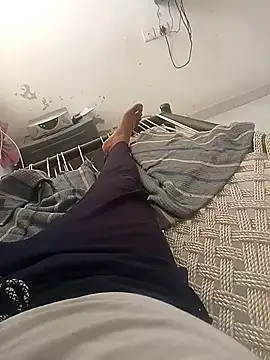 Snapshot of meenahotdarling chatting on 25, 9, 2025 meenahotdarling online show from 25, 9, 2025