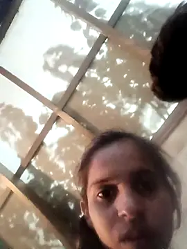 Snapshot of Saloni-Gupta chatting on 14, 2, 2026 Saloni-Gupta online show from 14, 2, 2026