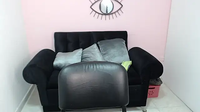 mia sexgirl online show from 29, 9, 2025