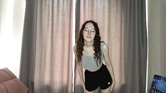 BritniMaddocks online show from 29, 9, 2025