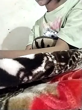 Snapshot of Rapunzal chatting on 18, 11, 2025 Rapunzal online show from 18, 11, 2025