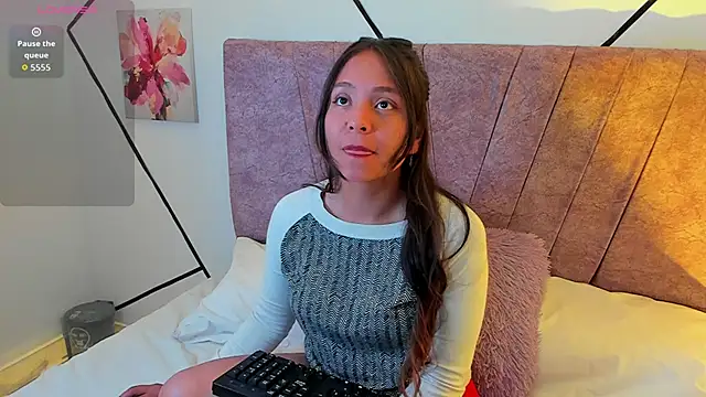 Snapshot of Julieta_Lein chatting on 3, 10, 2025 Julieta Lein online show from 3, 10, 2025