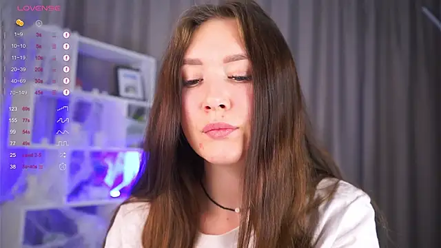 Snapshot of AlinaOrf chatting on 3, 11, 2025 AlinaOrf online show from 3, 11, 2025