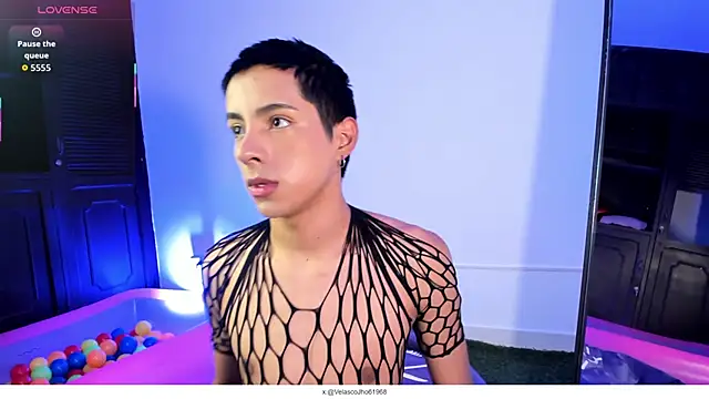 EstivenSallas online show from 16, 9, 2025